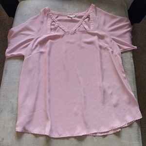 💥2/$15💥Light pink, size 3X, Short Sleeve, Loralette Blouse